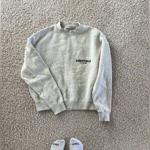 FEAR OF GOD FOG ESSENTIALS CREWNECK SWEATSHIRT